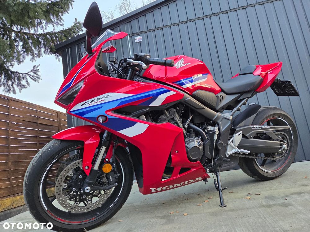 Honda CBR - 7