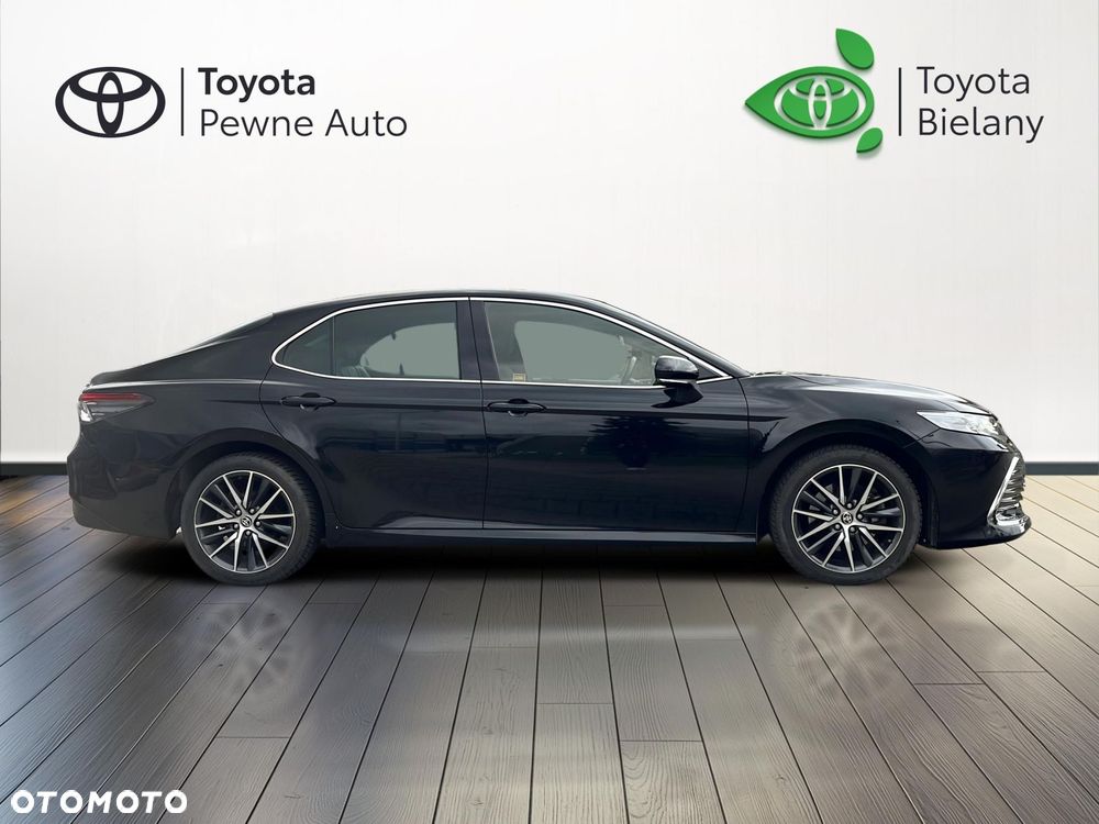 Toyota Camry 2.5 Hybrid Executive CVT - 6