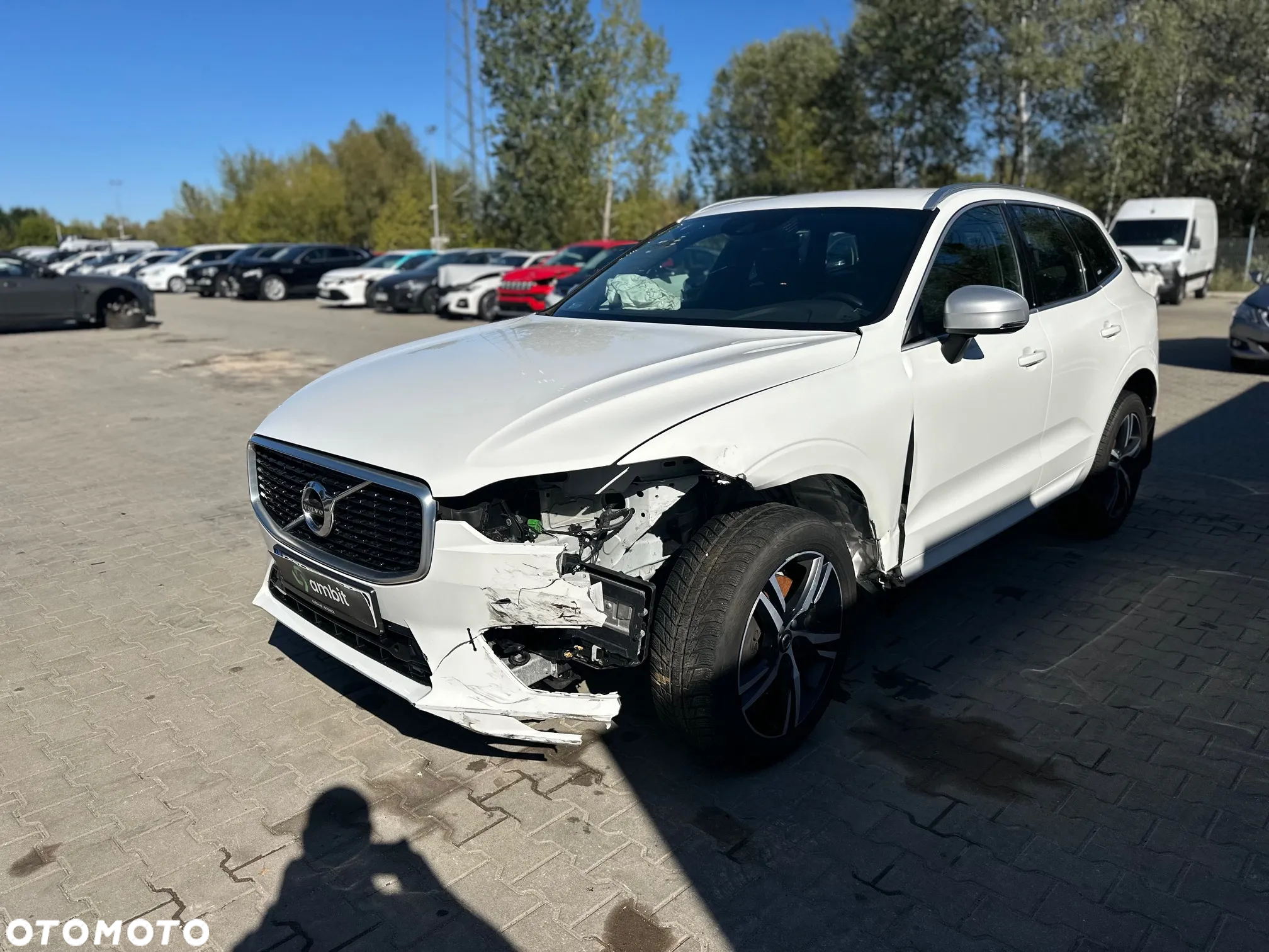 Volvo XC 60 D4 AWD R-Design - 3