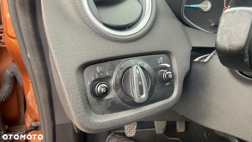 Ford Fiesta - 15