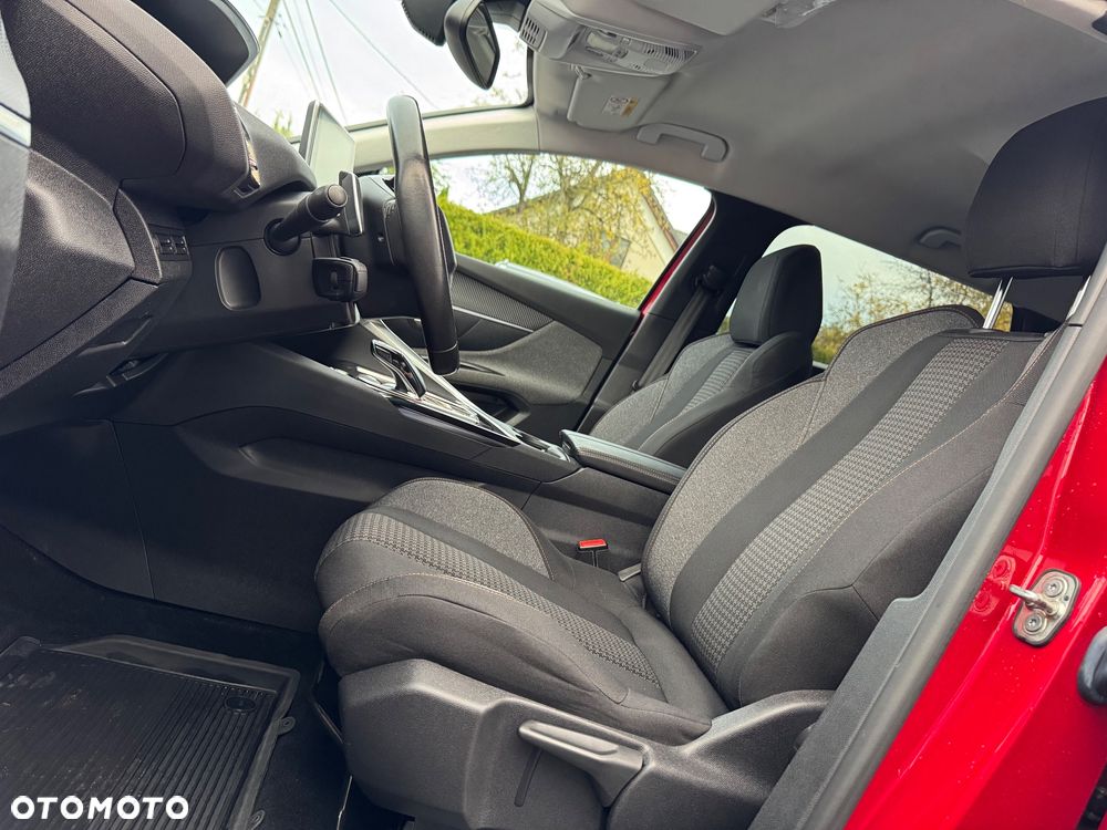 Peugeot 5008 BlueHDi 130 EAT8 Allure - 19