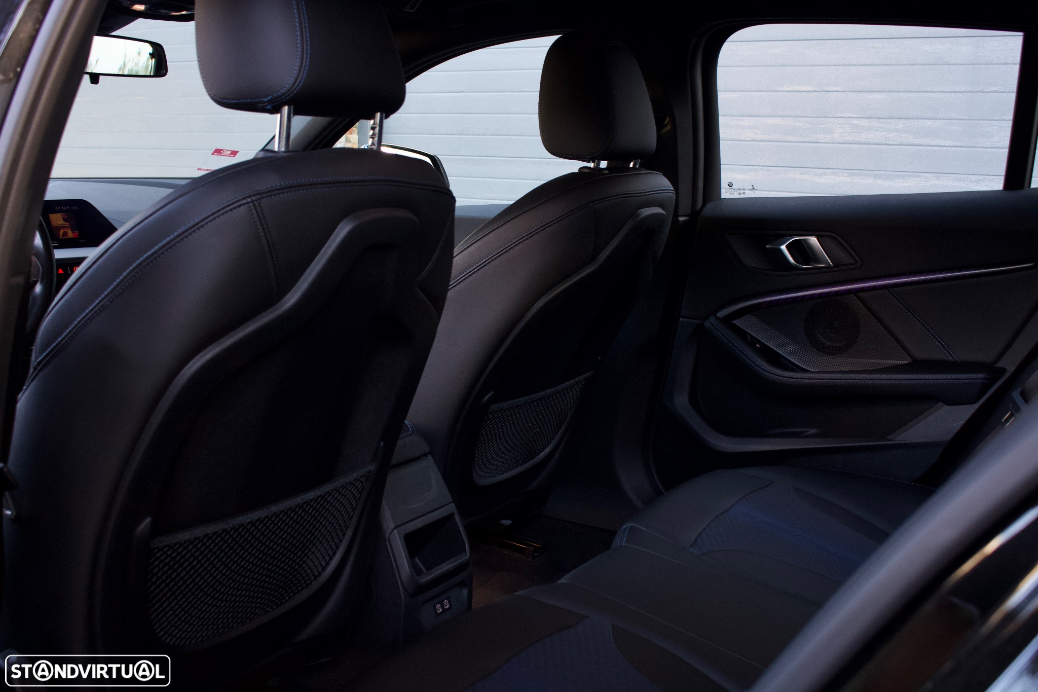 BMW 118 i Pack Desportivo M Auto - 25