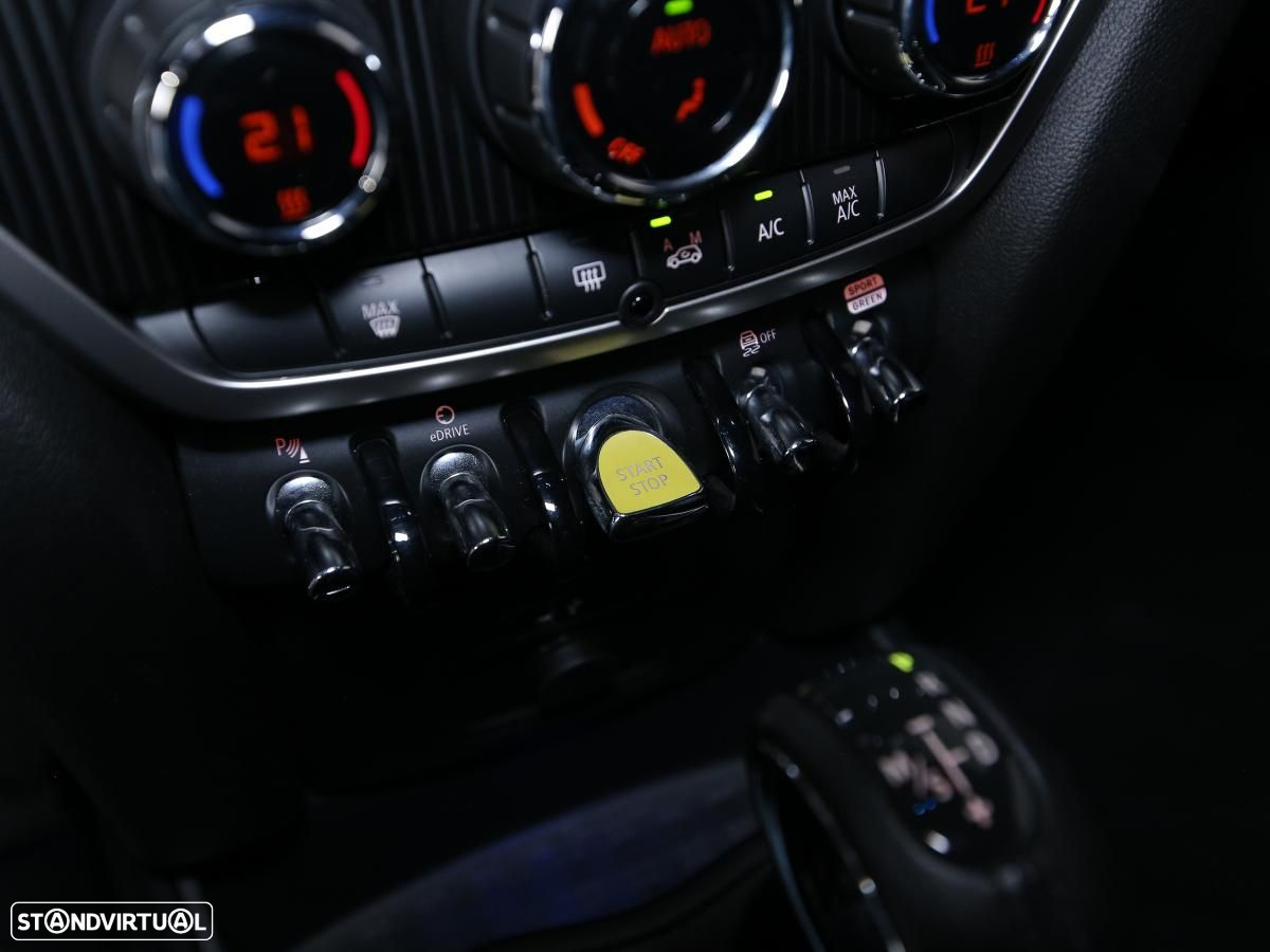 MINI Countryman Cooper SE ALL4 Auto - 23