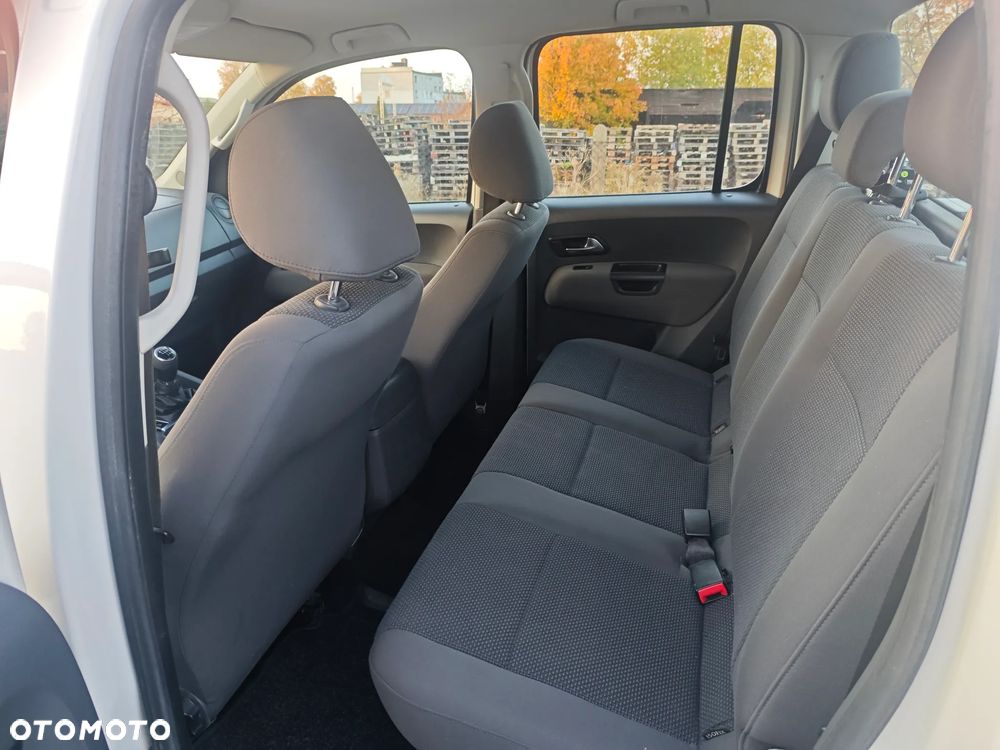 Volkswagen Amarok - 27