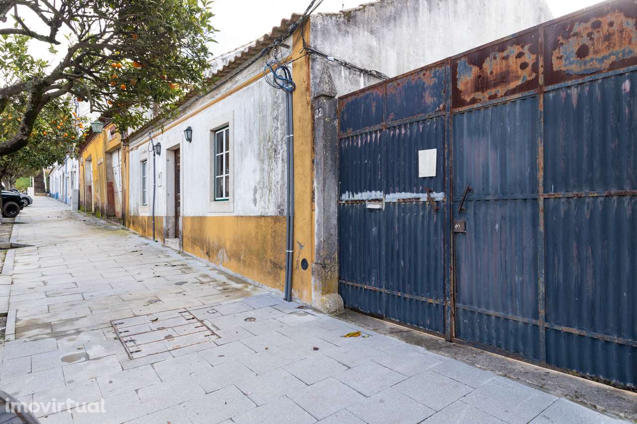 Prédios para requalificação no centro de Santiago do Cacém - Grande imagem: 4/56