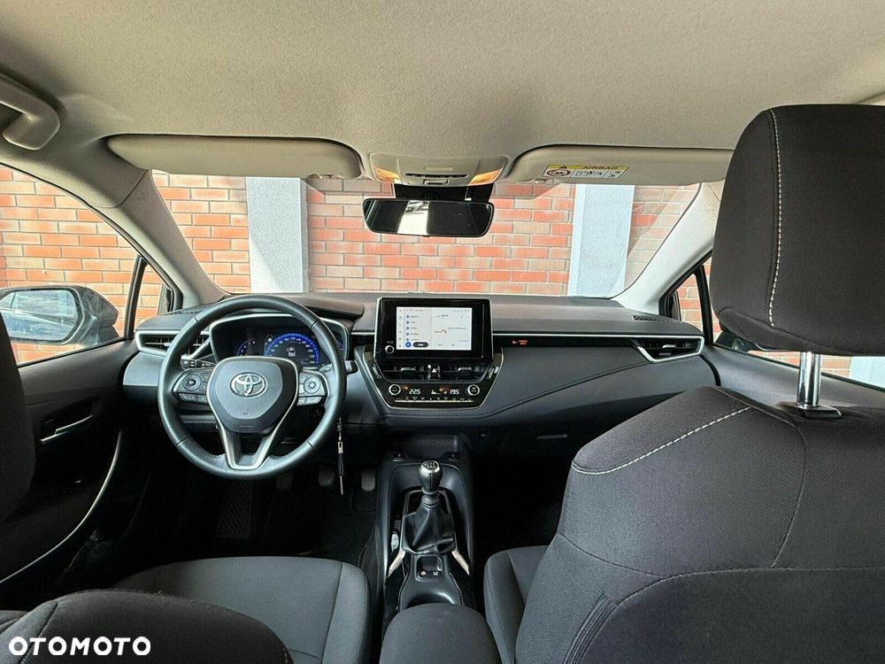 Toyota Corolla - 13