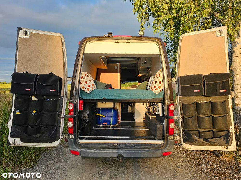 Volkswagen Crafter - 11