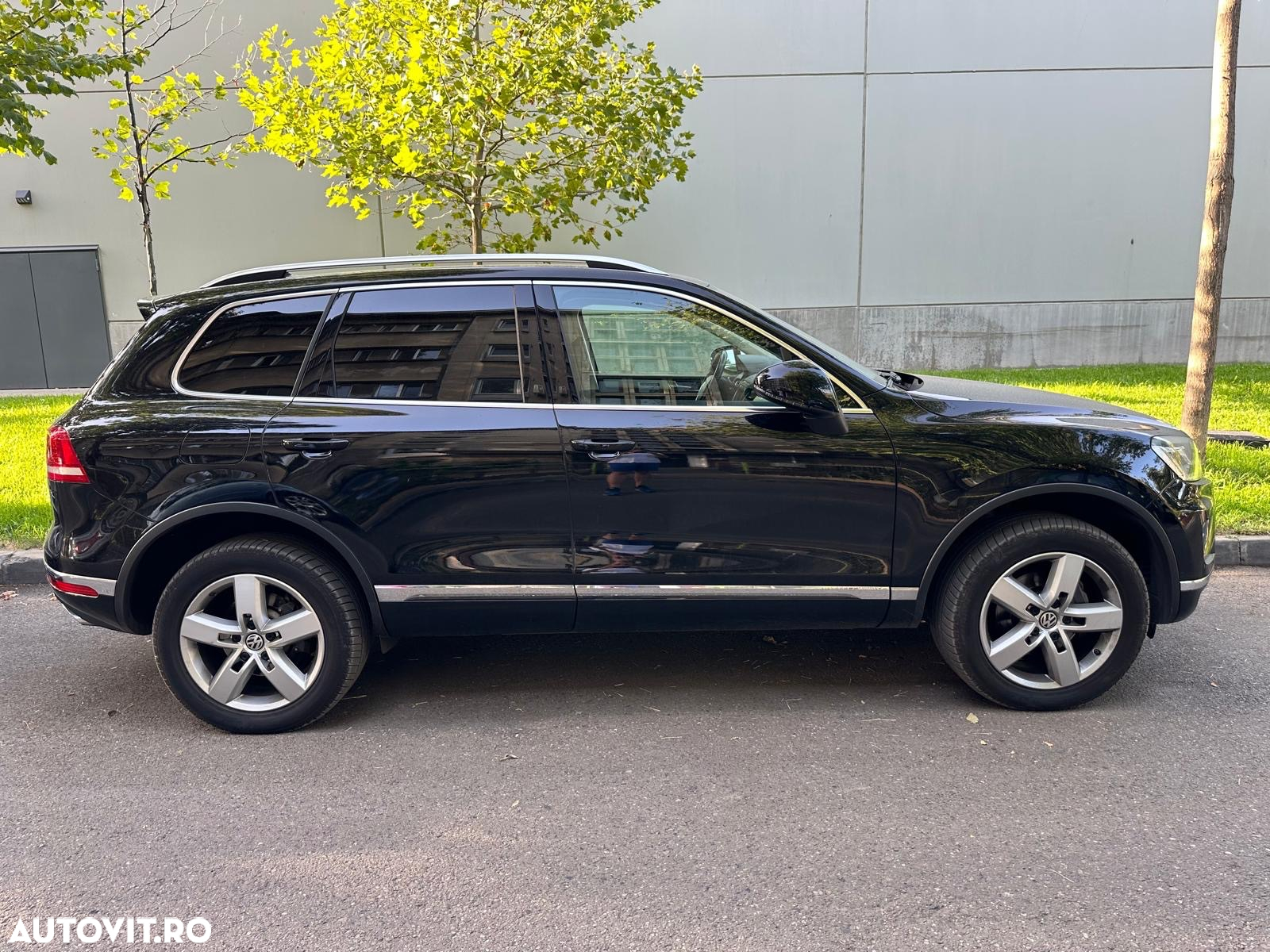 Volkswagen Touareg V6 TDI BMT Supreme Plus - 4