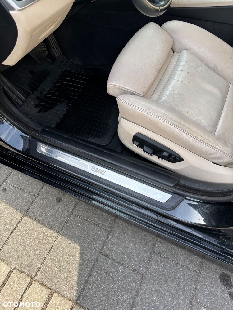 BMW Seria 5 520d xDrive Luxury Line - 38