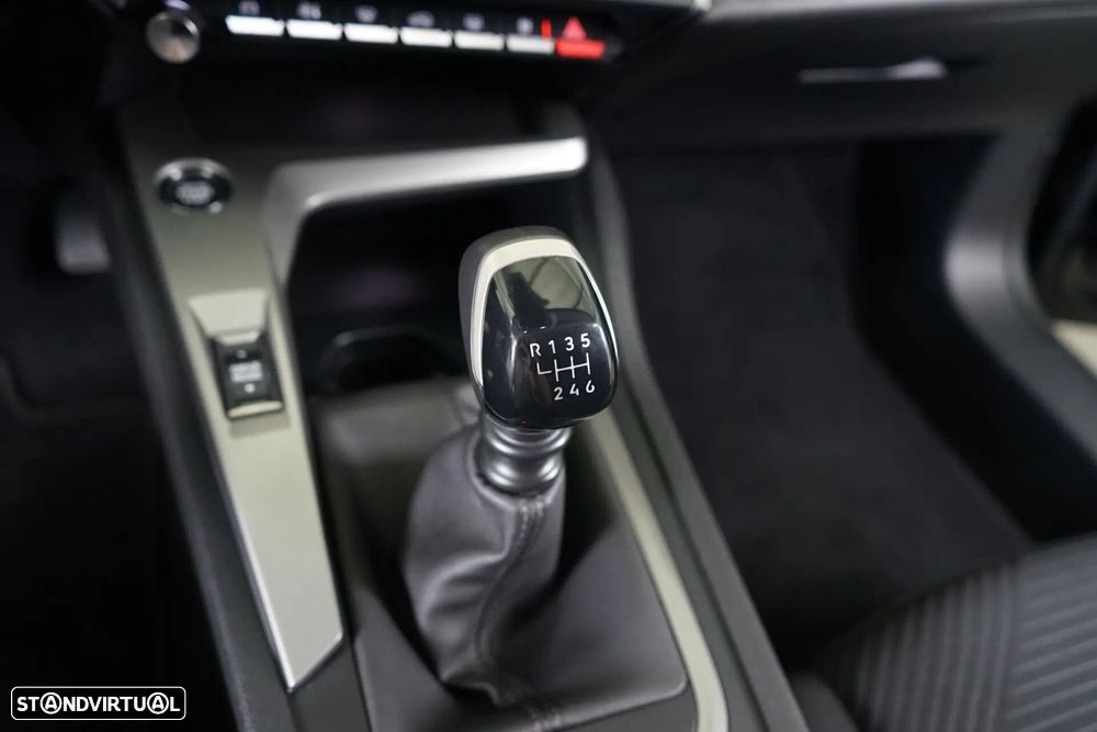 Peugeot 308 1.2 PureTech Active Pack - 27