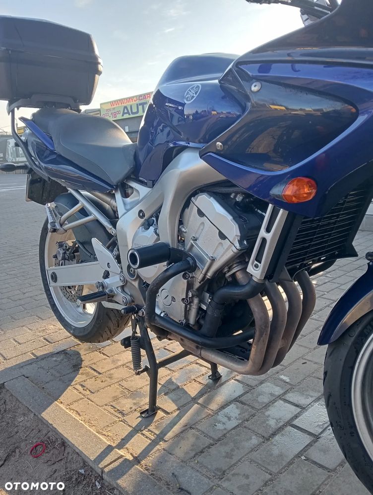 Yamaha FZ6 - 6