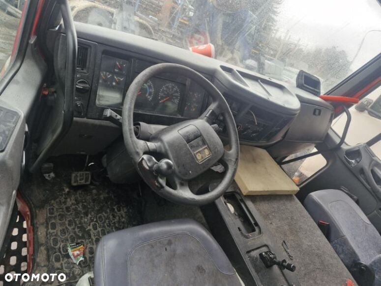 Kabina  VOLVO FL 6 - 3