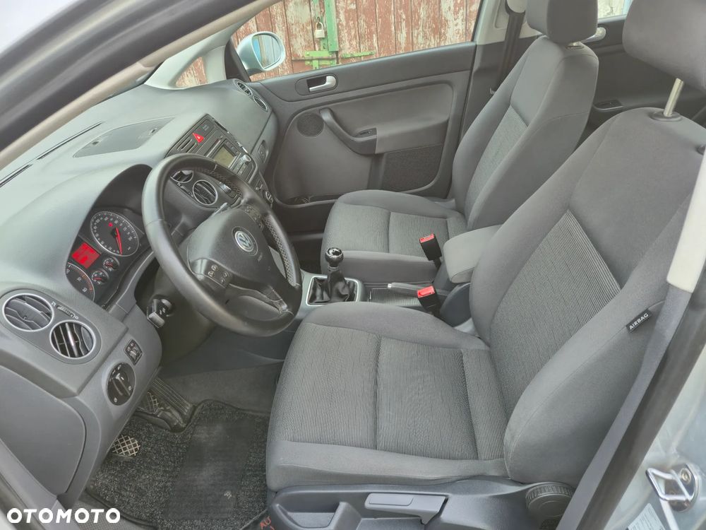 Volkswagen Golf Plus - 12