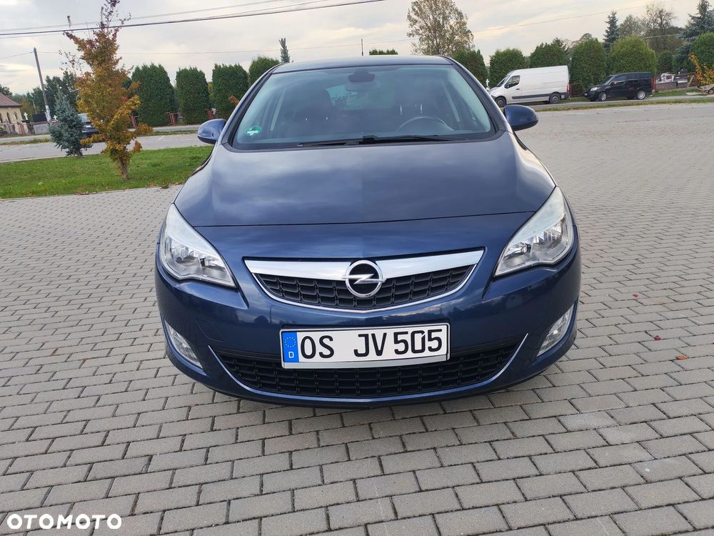 Opel Astra - 2