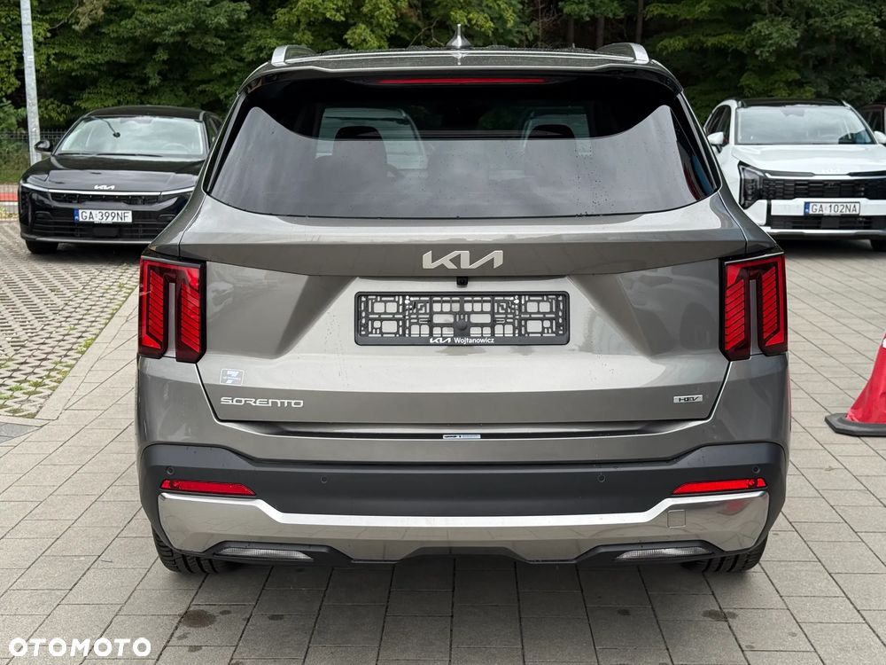 Kia Sorento 1.6 T-GDI HEV XL AWD 7os - 13