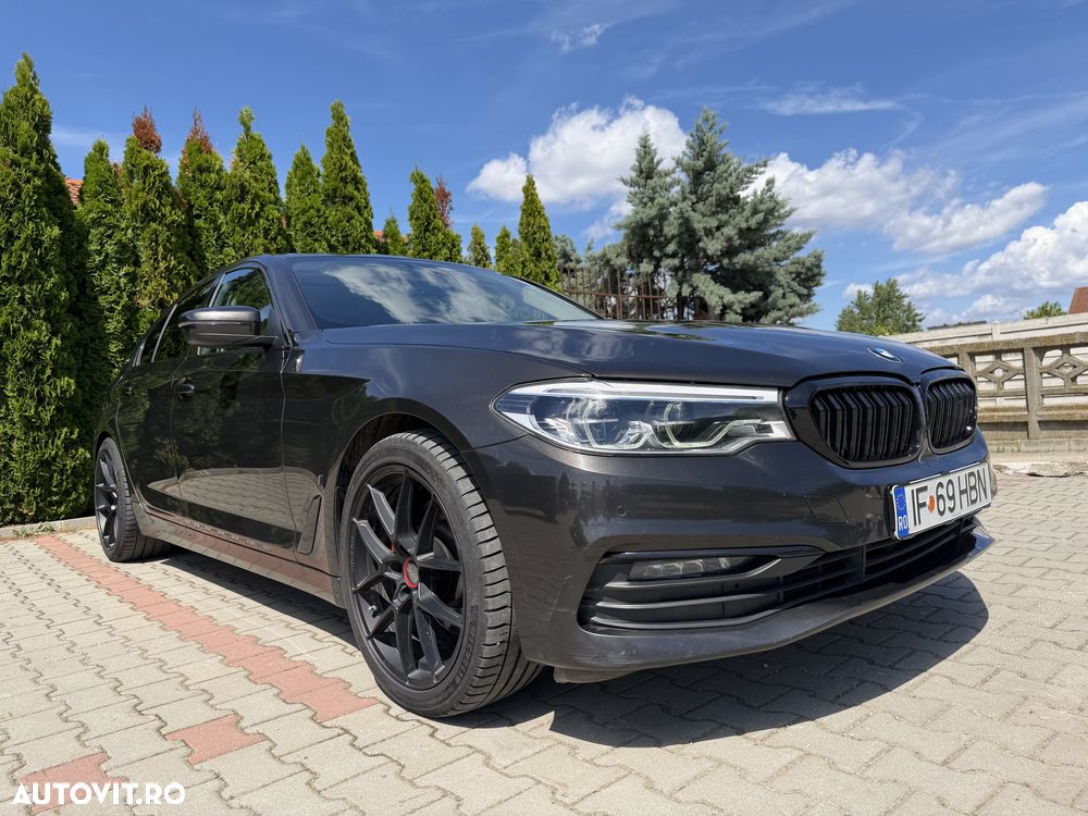 BMW Seria 5 530i AT MHEV - 18