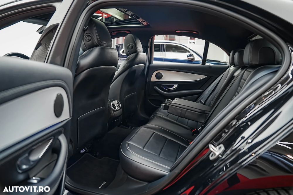 Mercedes-Benz E 300 d 4MATIC MHEV - 7