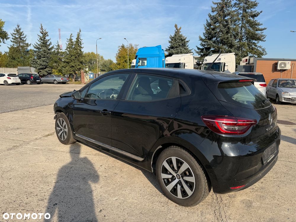 Renault Clio - 8