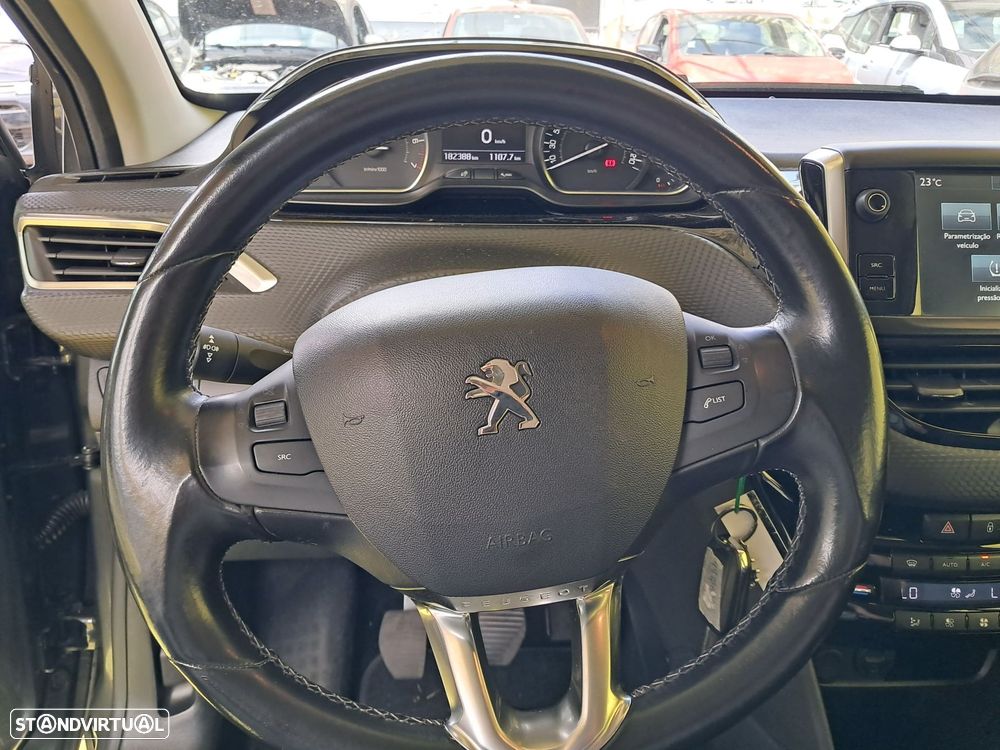 Peugeot 208 1.2 PureTech Allure - 7
