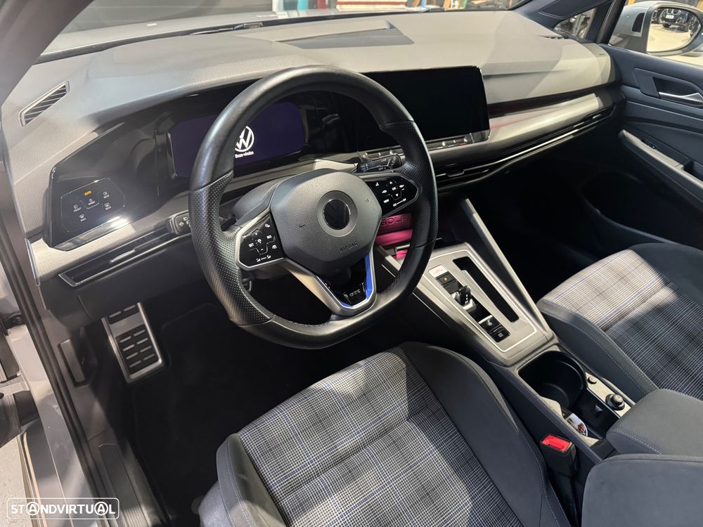 VW Golf 1.4 TSI GTE DSG - 23