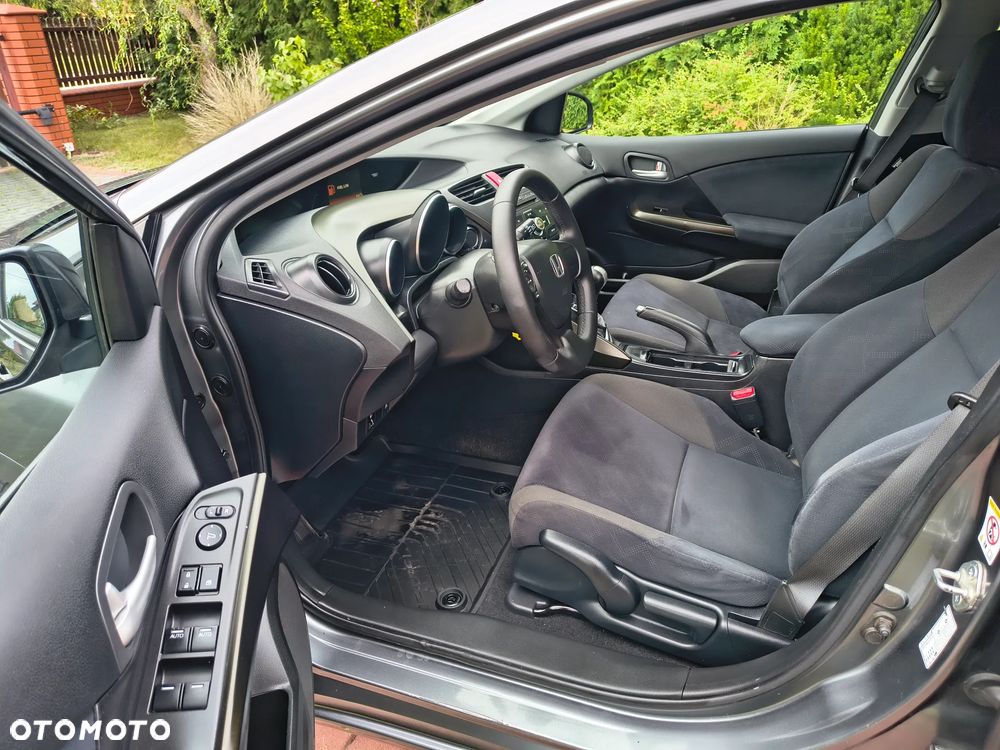 Honda Civic 1.8 i-VTEC Comfort - 12