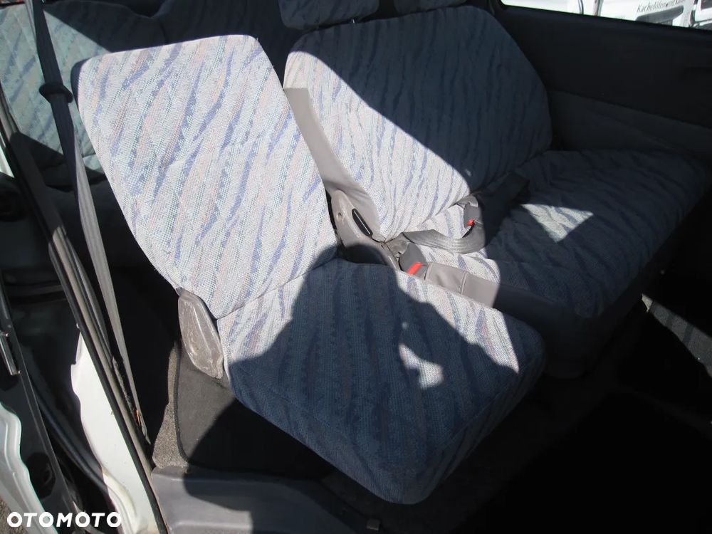 Mitsubishi Space Gear środek wnętrze siedzenia fotele fotel - 1