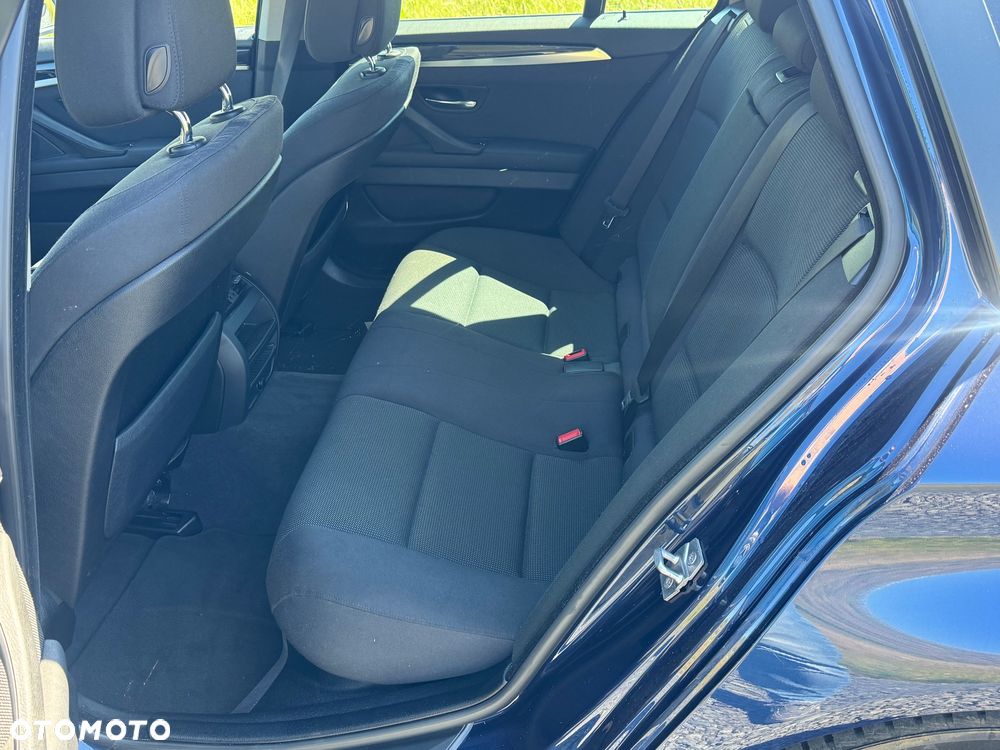 BMW Seria 5 520d - 9