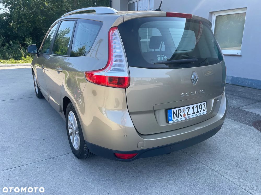 Renault Scenic ENERGY TCe 130 BOSE EDITION - 8