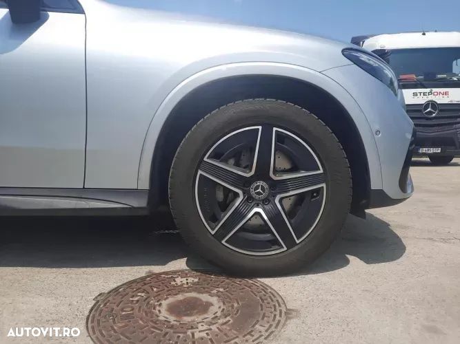 Mercedes-Benz GLC 300 de 4MATIC - 16