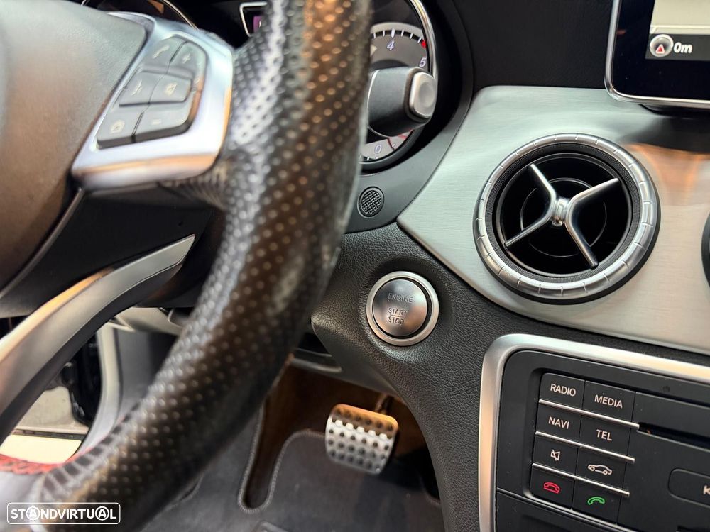 Mercedes-Benz CLA 220 d Shooting Brake AMG Line Aut. - 30