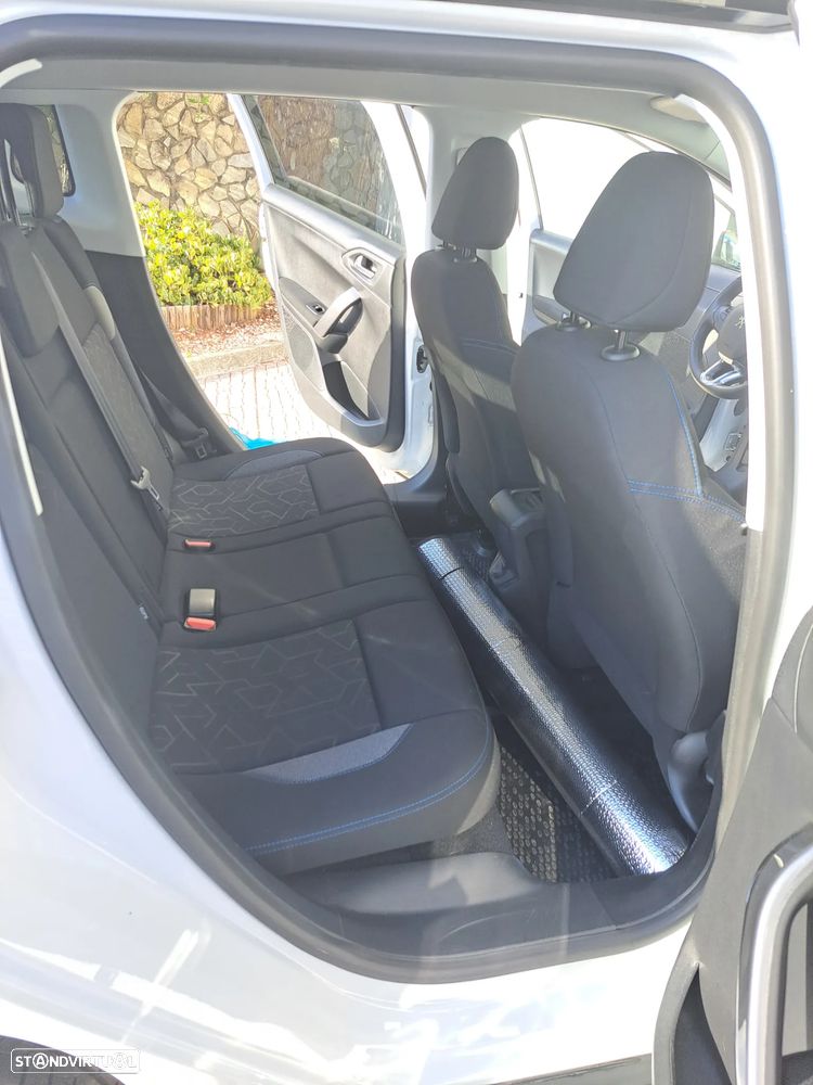 Peugeot 2008 - 18
