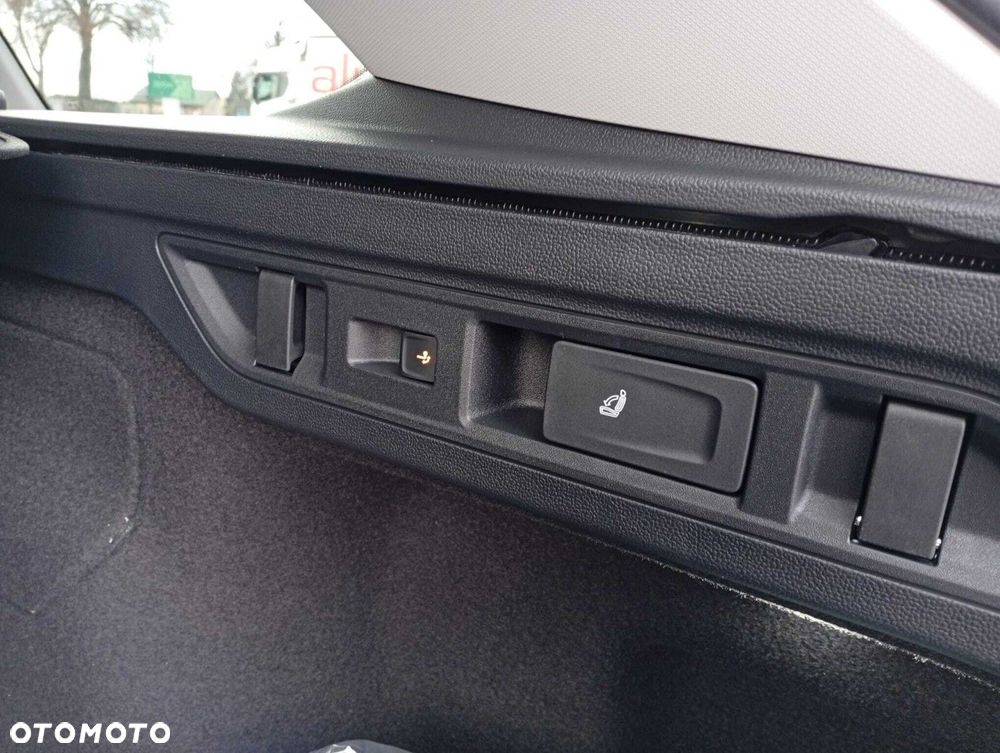 Skoda Superb 2.0 TSI 4x4 L&K DSG - 27