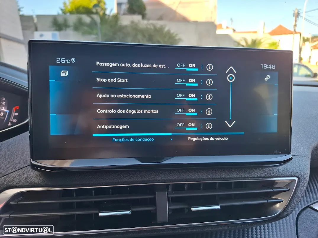 Peugeot 3008 PureTech 130 Stop & Start GPF Allure - 15