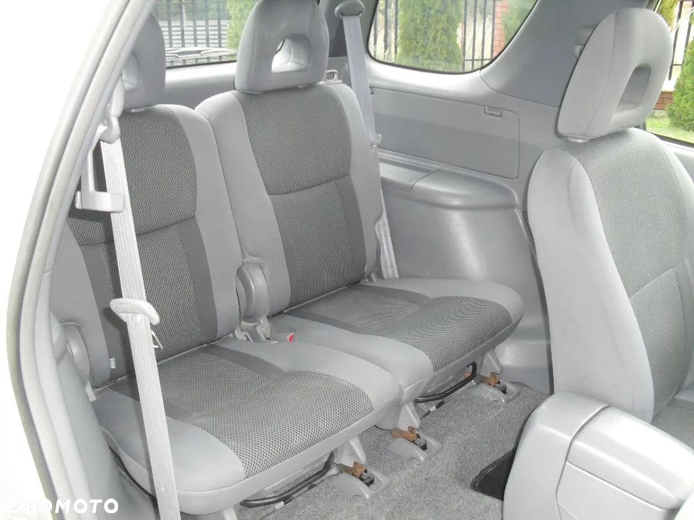 Toyota RAV4 2.0 VVT-i Sol - 12