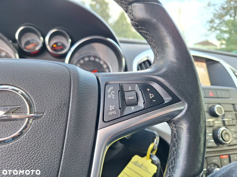 Opel Astra 1.6 Turbo Sport - 28