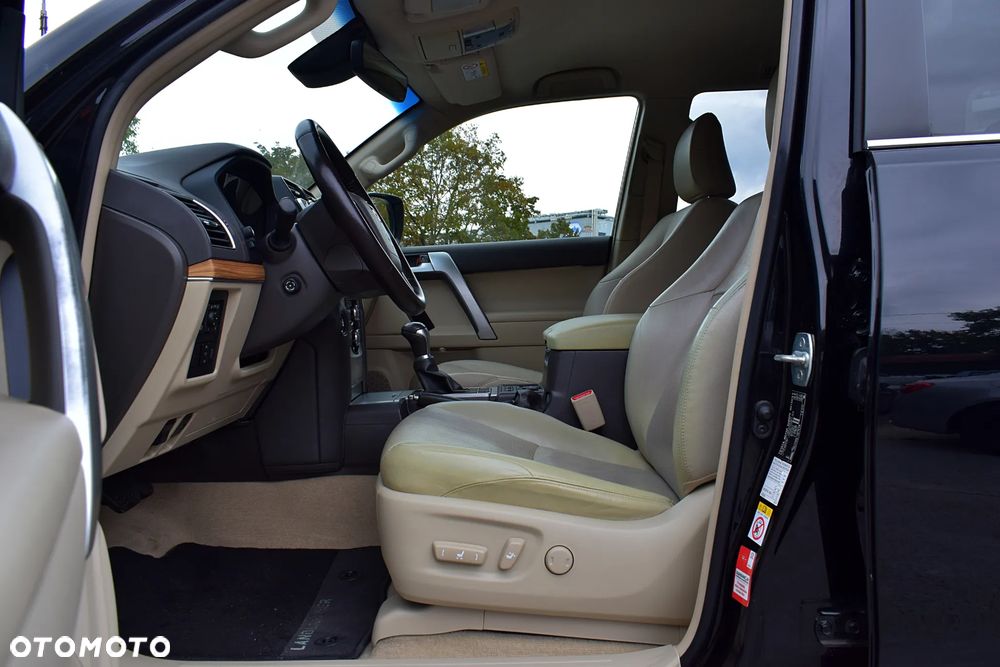 Toyota Land Cruiser LC 2.8 D-4D Invincible - 5