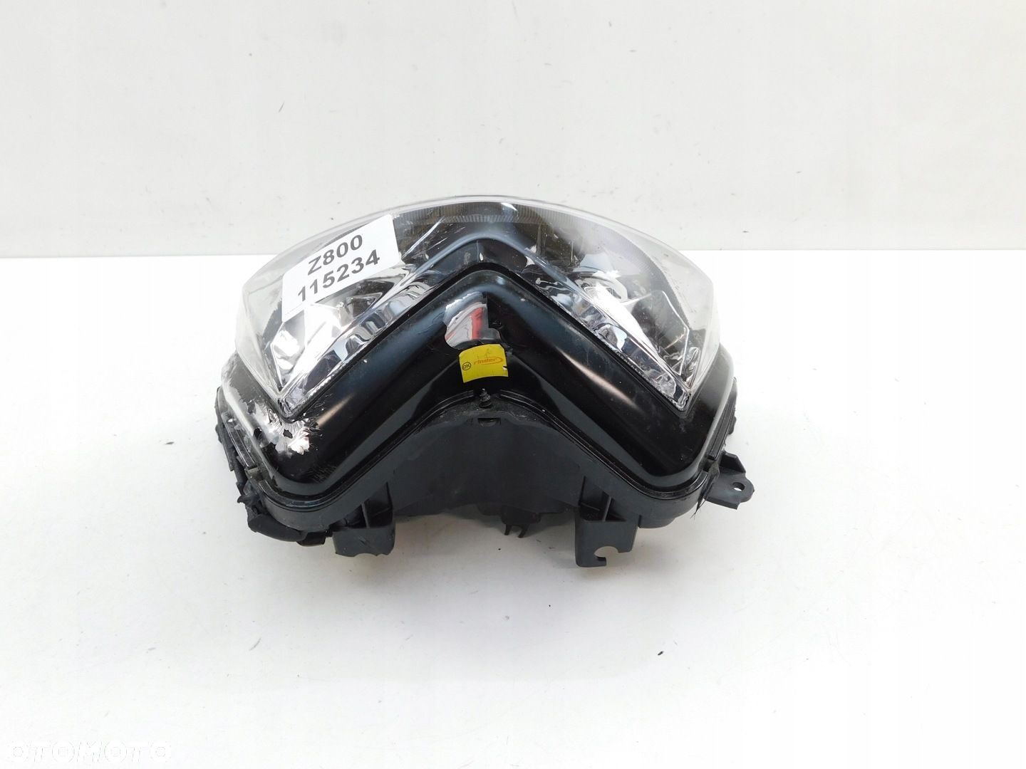 KAWASAKI Z800 REFLEKTOR LAMPA PRZÓD - 2
