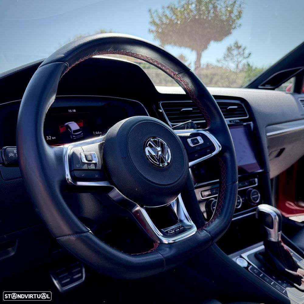 VW Golf 2.0 TSI GTI DSG Performance - 10