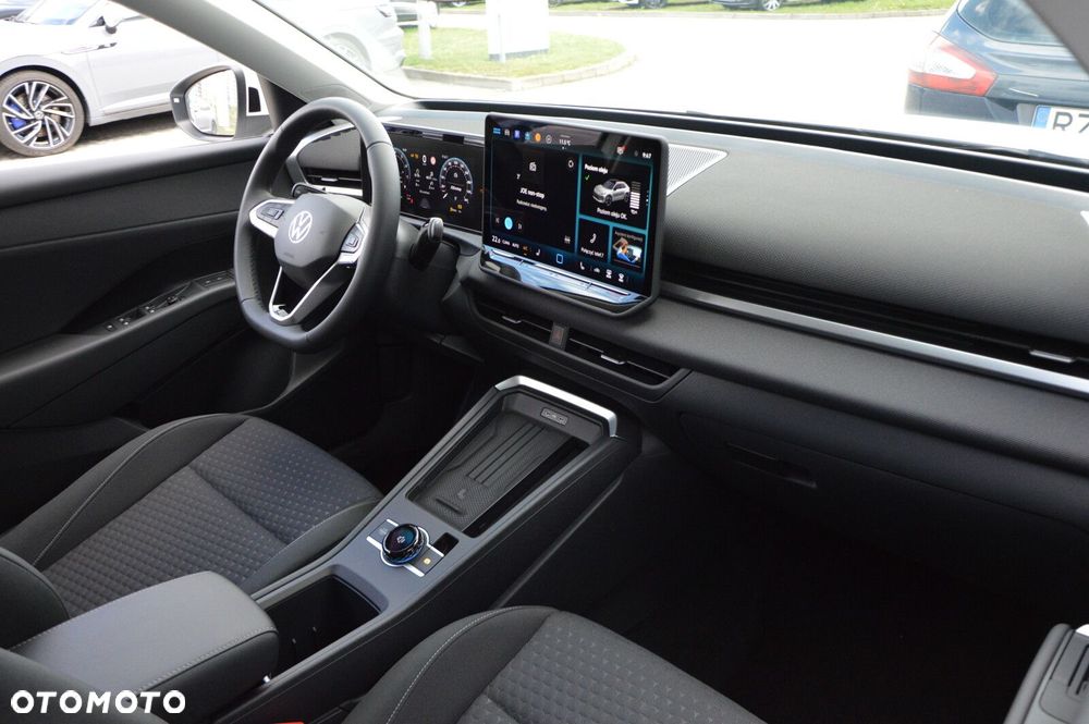 Volkswagen T-Roc - 23