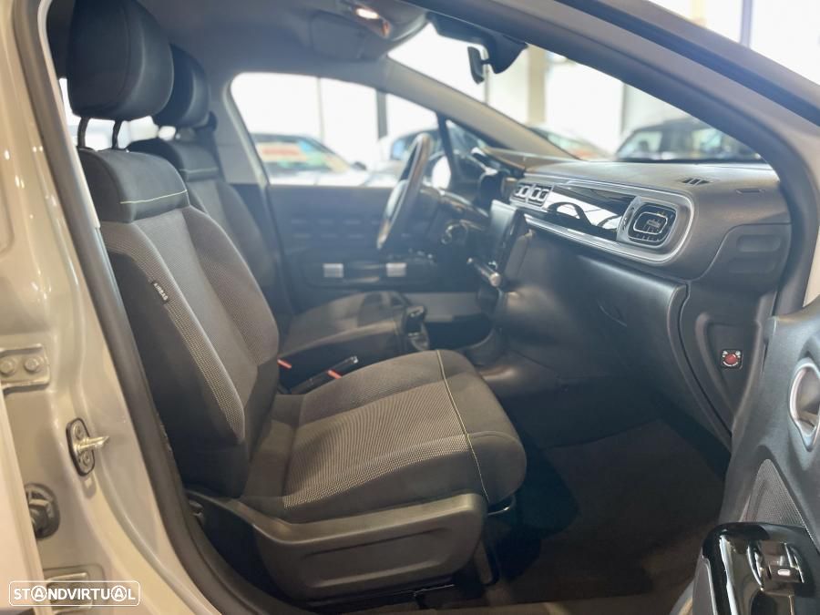 Citroën C3 1.2 PureTech Max - 21