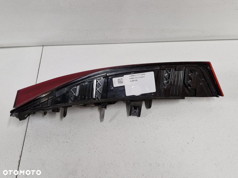 BMW X1 U11 LAMPA PRAWY TYŁ TYLNA W KLAPĘ - 3