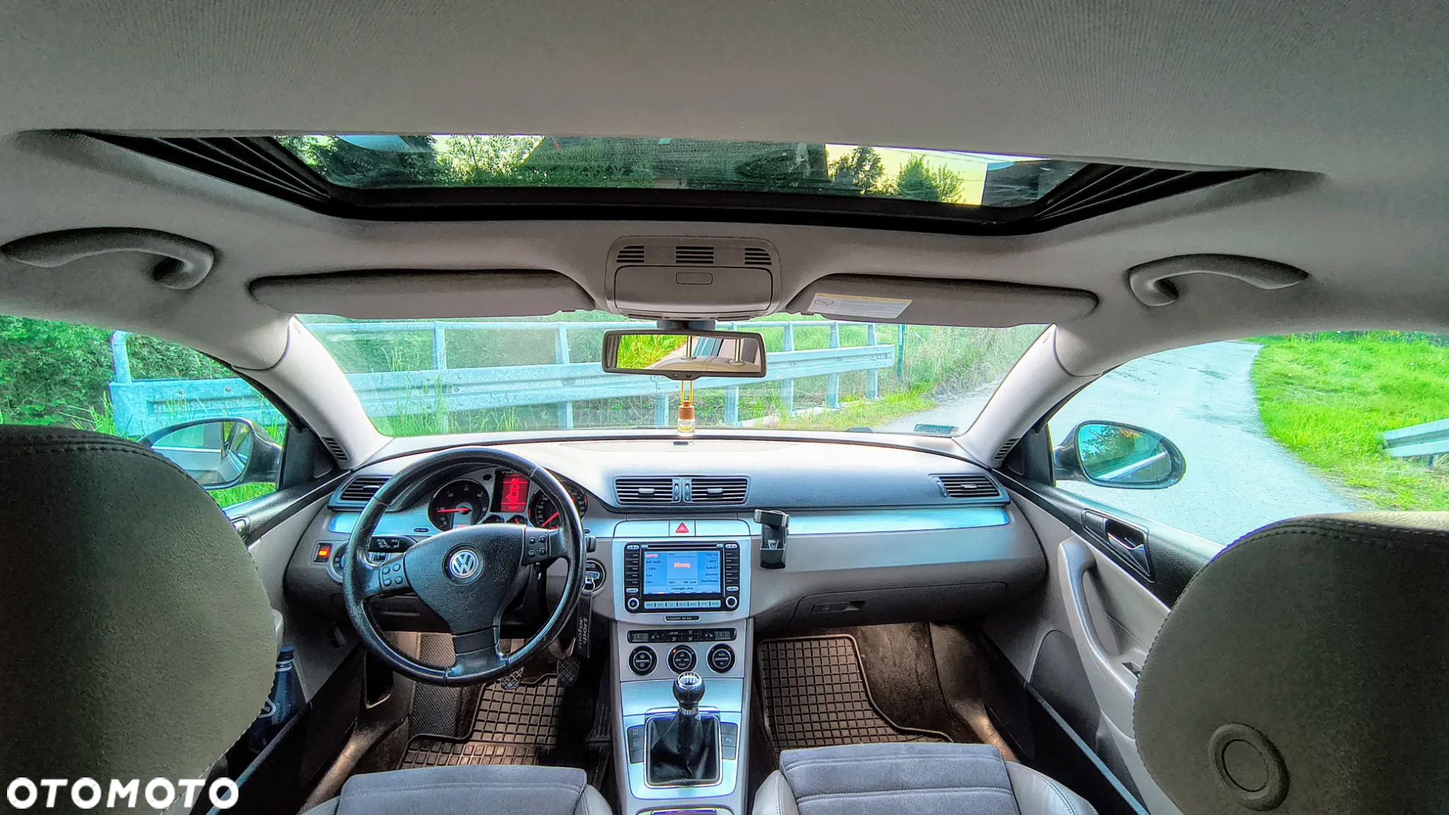 Volkswagen Passat 2.0 TDI 4Mot Highline - 9