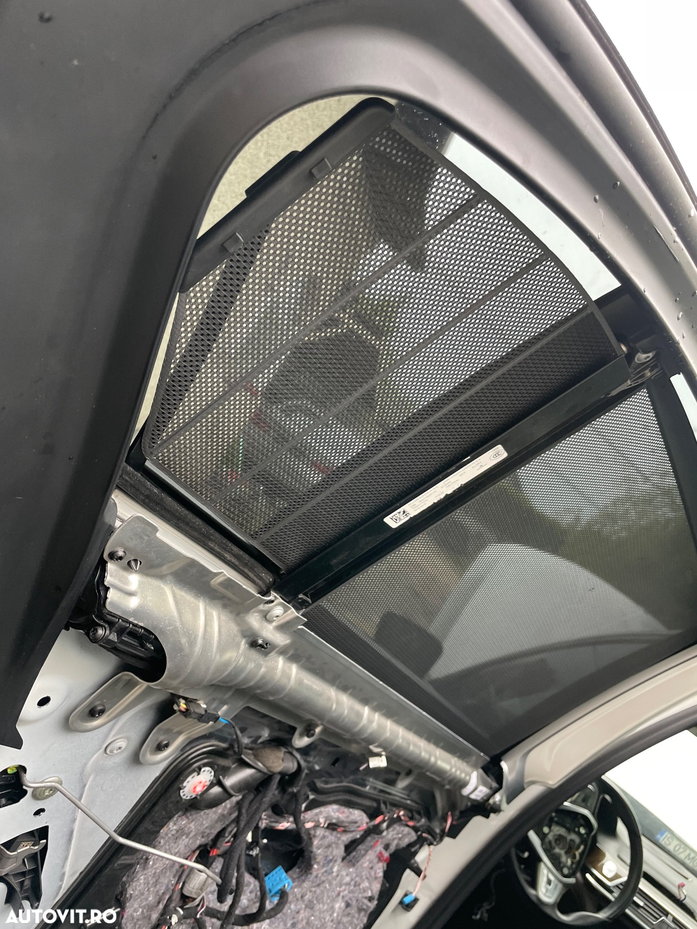 Ușă uși stanga dreapta față spate bmw seria 7  g11 scurt și g12 lung mâner geam perdelute spate lumini ambientale broasca cu soft clouse oglindă oglinzi - 32