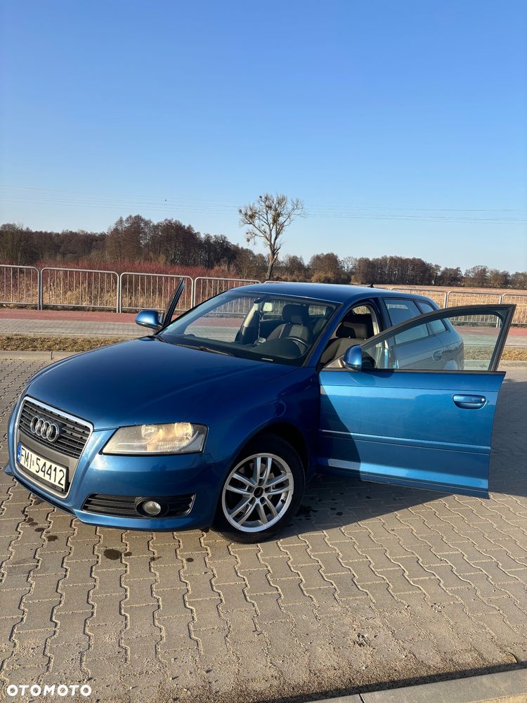 Audi A3 Sportback 1.4 TFSI Attraction - 2