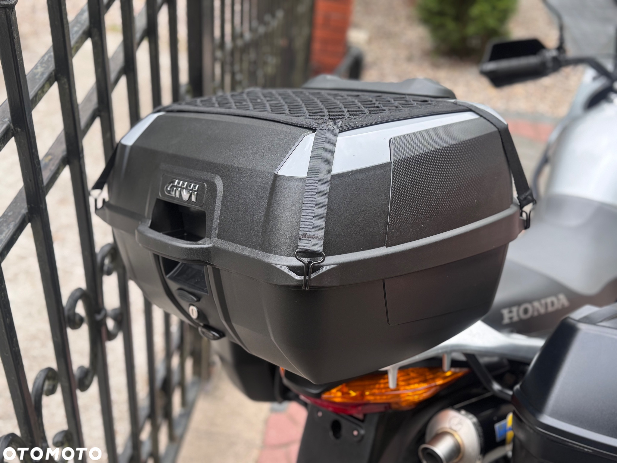 Honda XL - 23