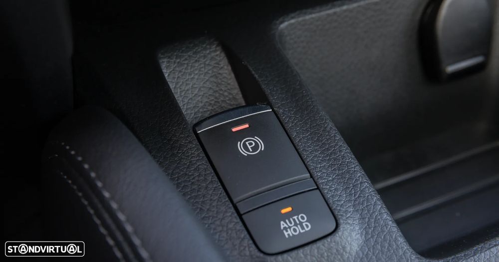Nissan Qashqai 1.3 DIG-T N-Connecta J18 - 36