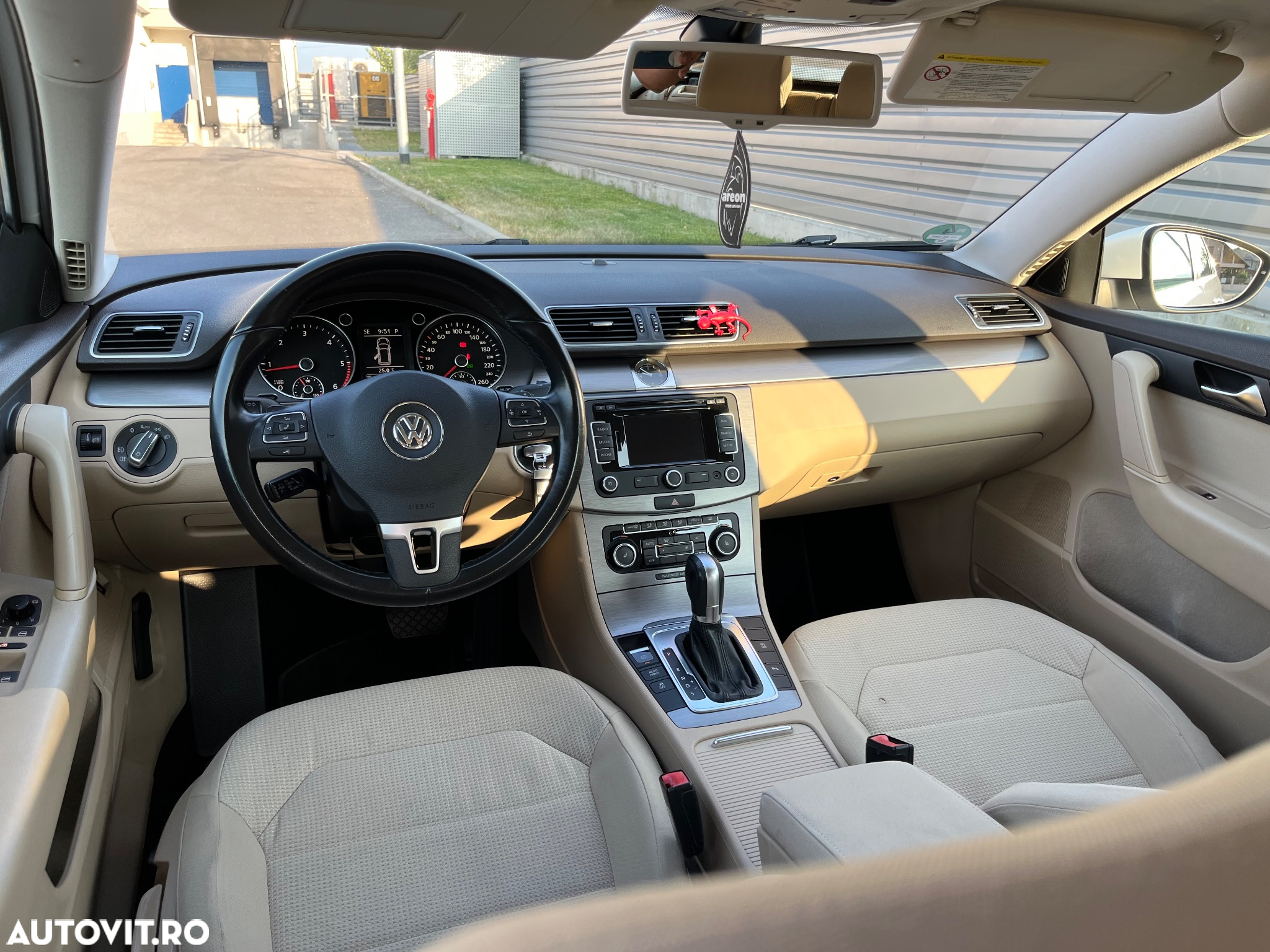Volkswagen Passat Variant 2.0 TDI DPF DSG Individual - 7