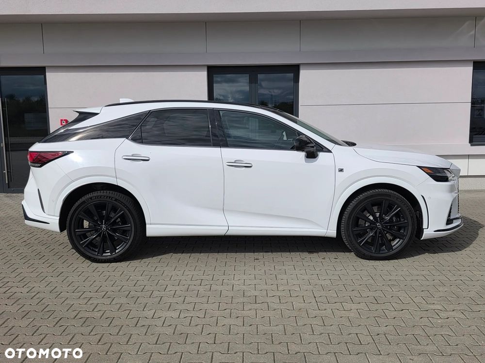 Lexus RX - 11