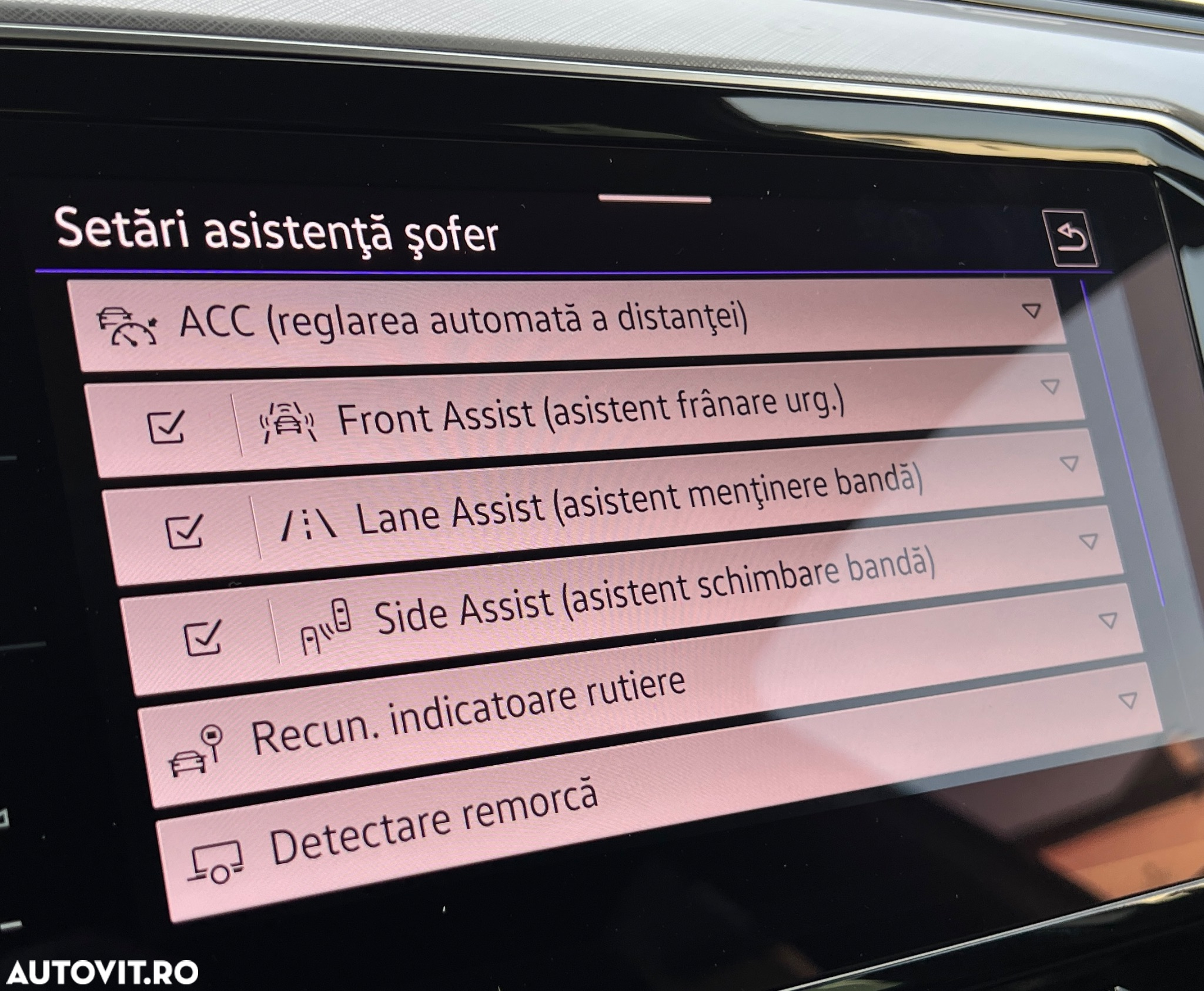 Volkswagen Passat Alltrack 2.0 TDI SCR 4Motion DSG - 16