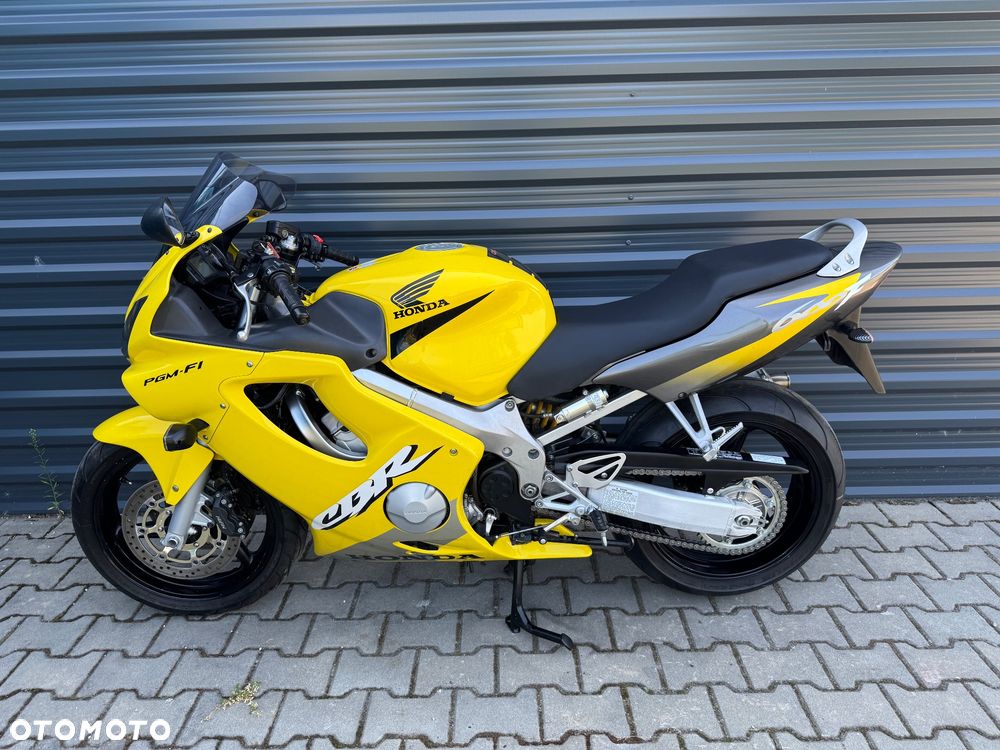 Honda CBR - 2